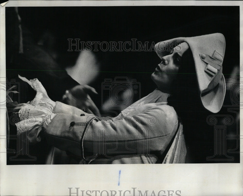 1976 Press Photo Giuseppe Verdi&#39;s Opera &quot;A Masked Ball&quot; - RRW56355 - Historic Images