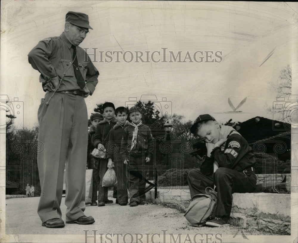 1954 Press Photo Boy Scouts tackle conservation at Park - RRW56419 - Historic Images