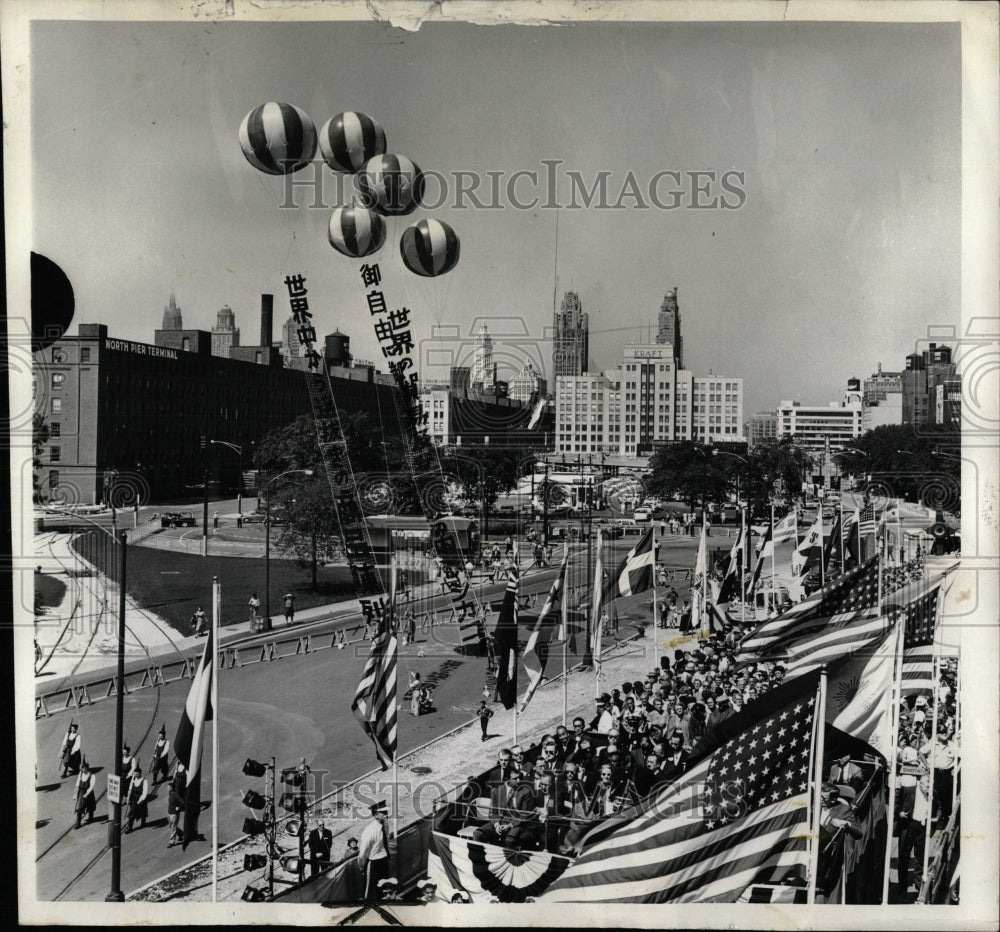 1960 Press Photo Trade Fair Opening Navy Pier - RRW56449 - Historic Images