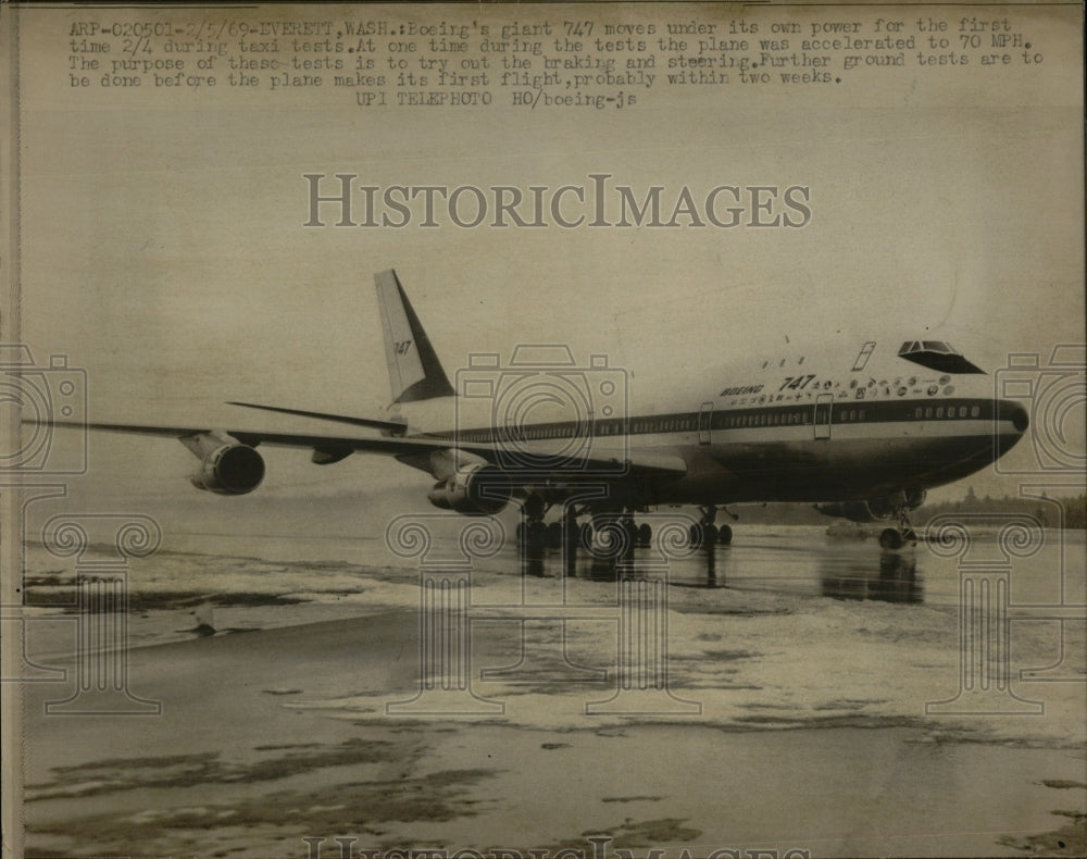 1969 Press Photo Boeing&#39;s Giant 747 Undergoes Tests - Historic Images