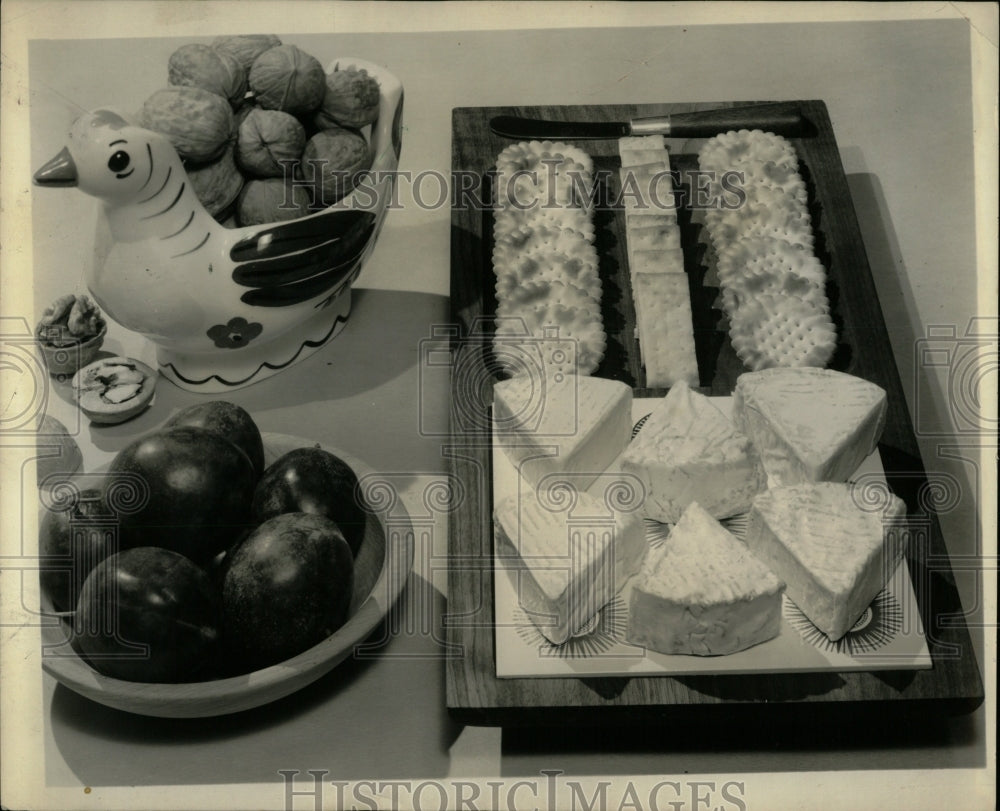 Press Photo Cheese shape design - RRW56779 - Historic Images