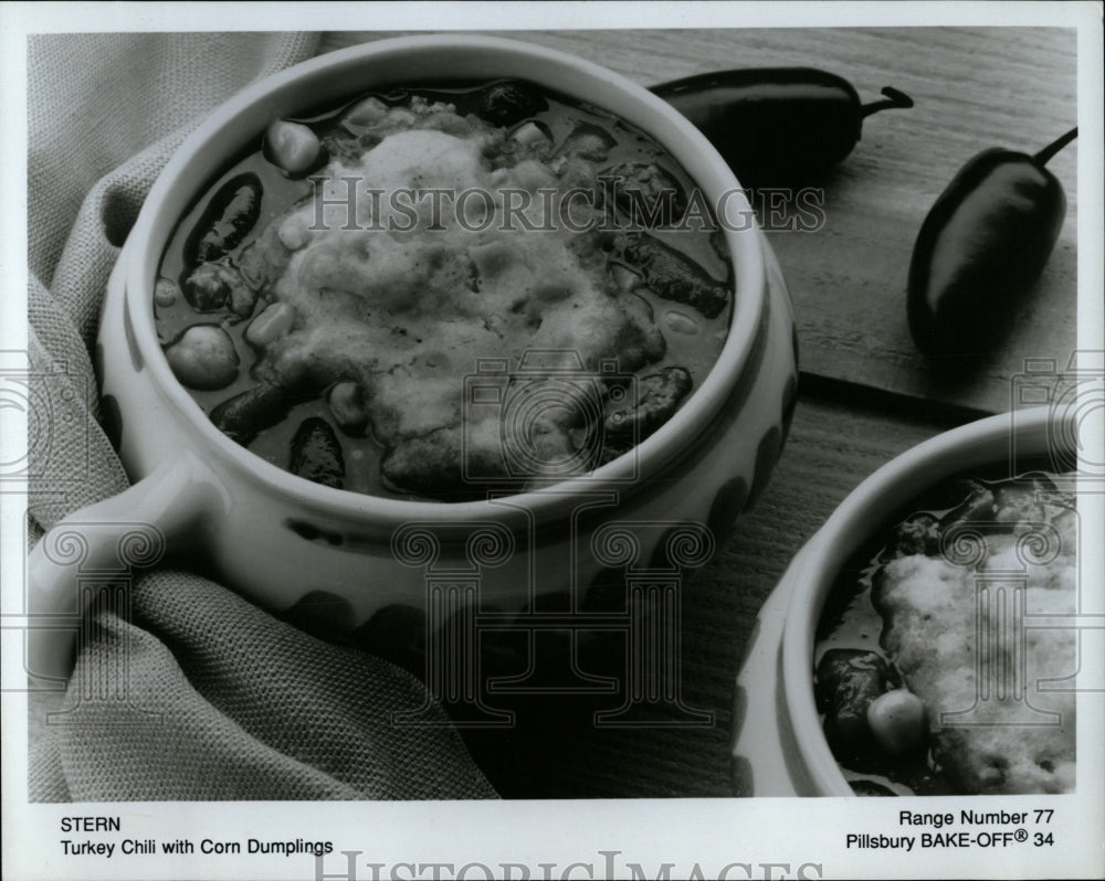 Press Photo Pillsbury Bake Off Turkey Chili Dumplings - RRW56839 - Historic Images