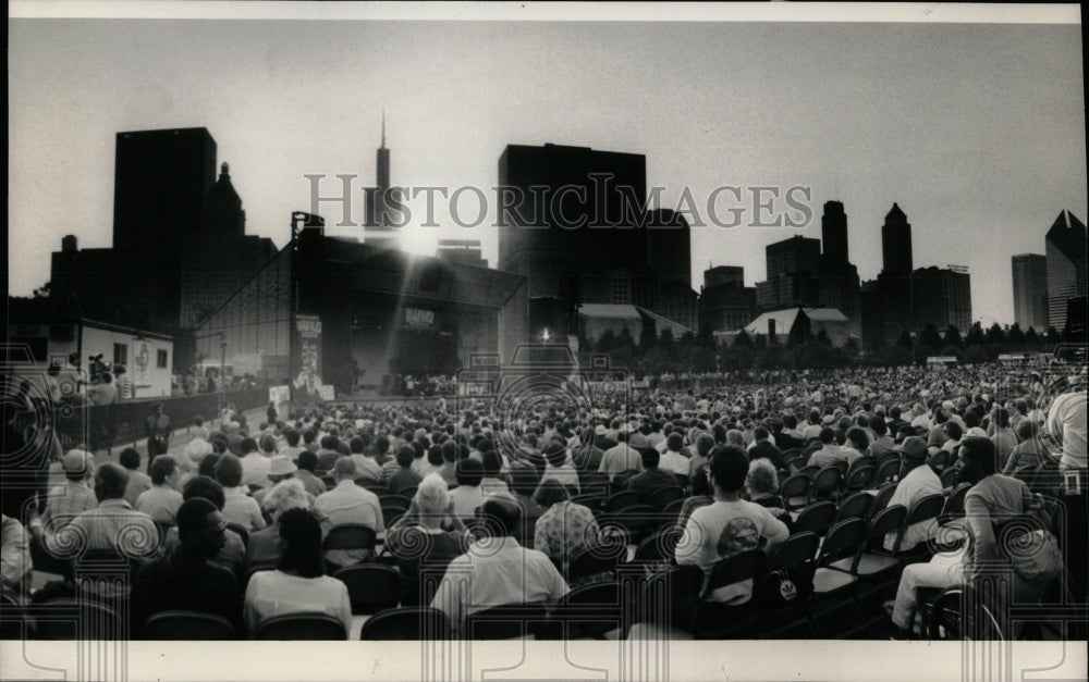 1985 Press Photo 7th Annual Jazz Festival, Grant Park - RRW56863 - Historic Images