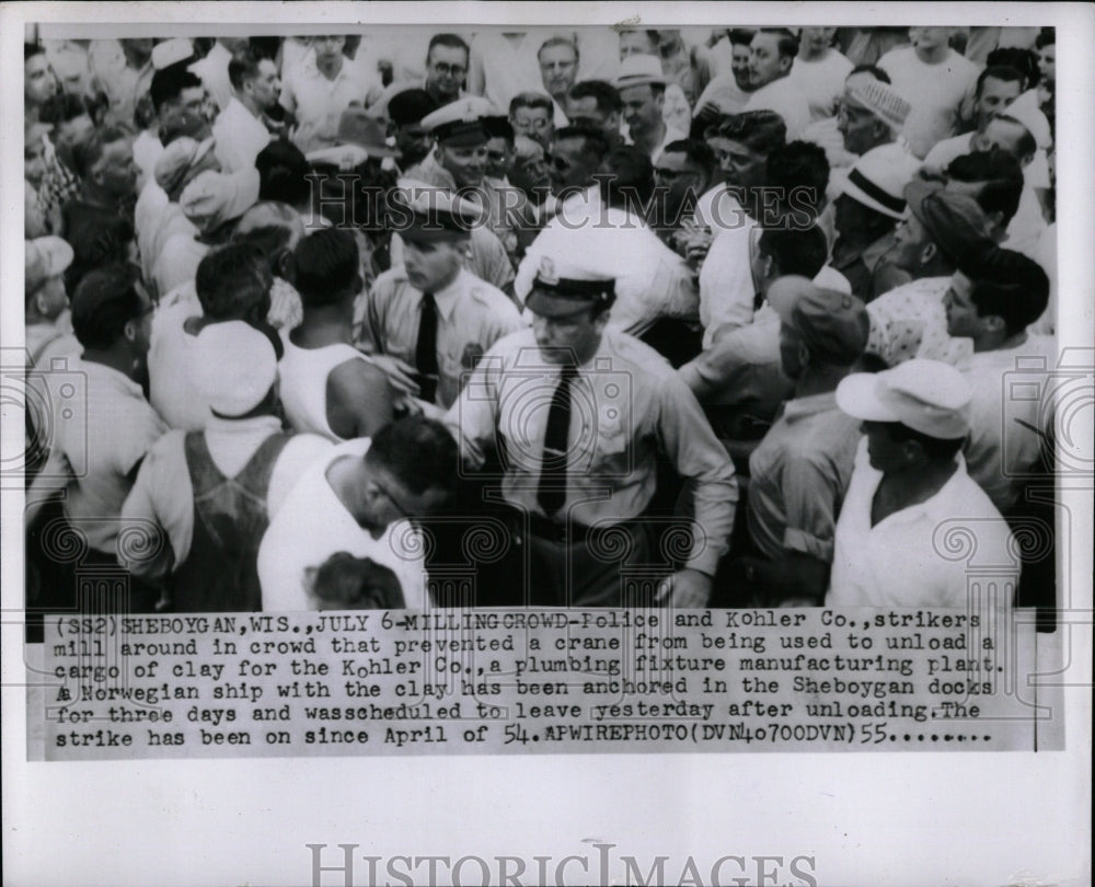 1955 Press Photo Kohler Company Strike Sheboygan Clay - RRW57049 - Historic Images