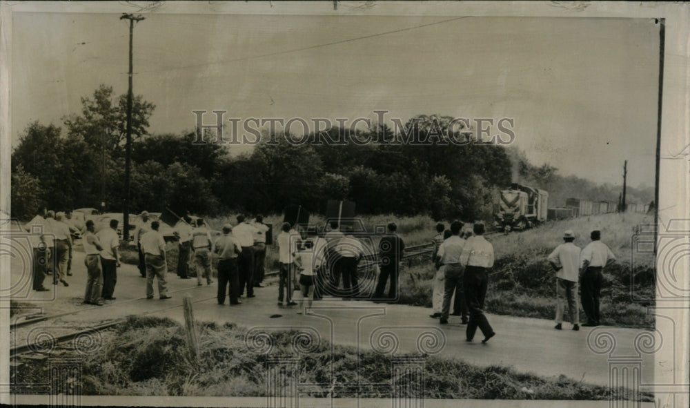 1955 Press Photo strike Kohler local 833 UAW-CIO block - RRW57059 - Historic Images