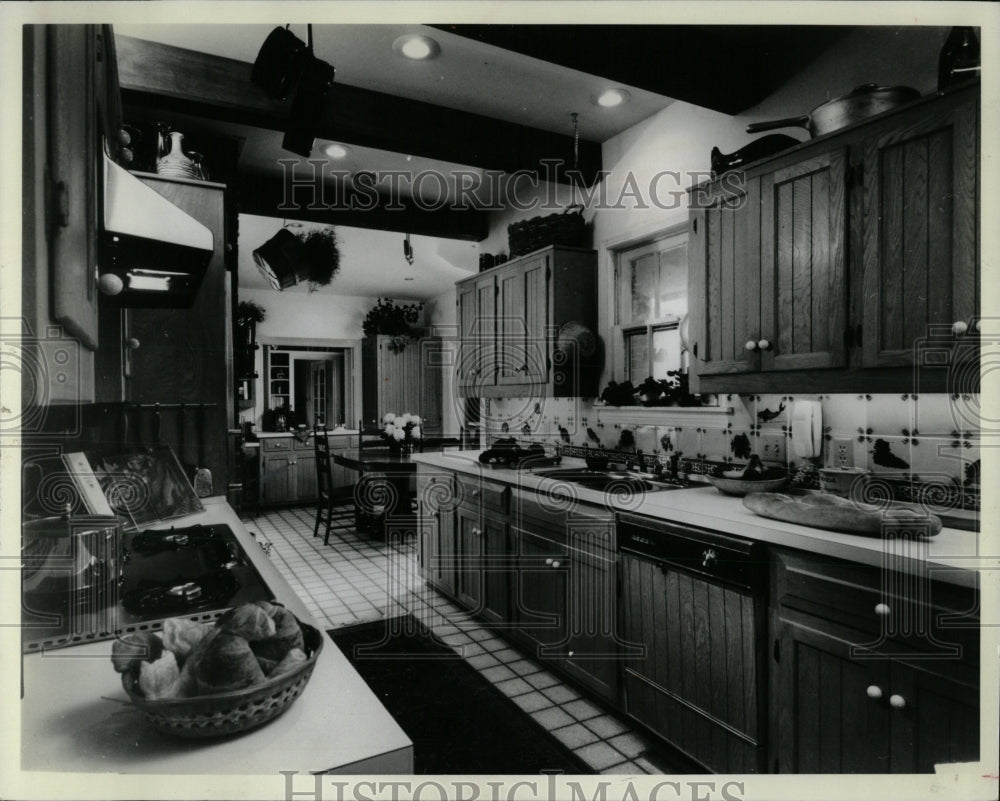 1983 Press Photo Old Kitchen, Custom Cabinets - RRW57109 - Historic Images