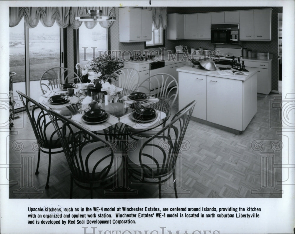 1987 Press Photo Kitchen WE-4 Model Winchester Estates - RRW57171 - Historic Images