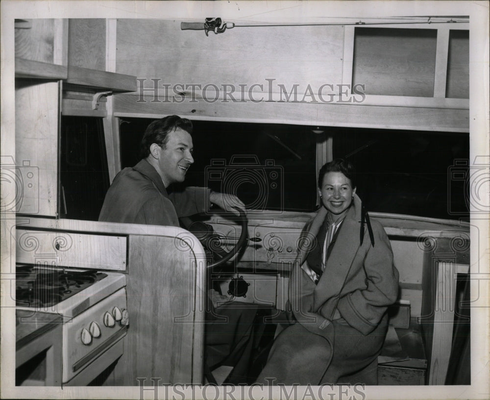 1953 Press Photo Herb Shriner Humorist Television Host - RRW57273 - Historic Images