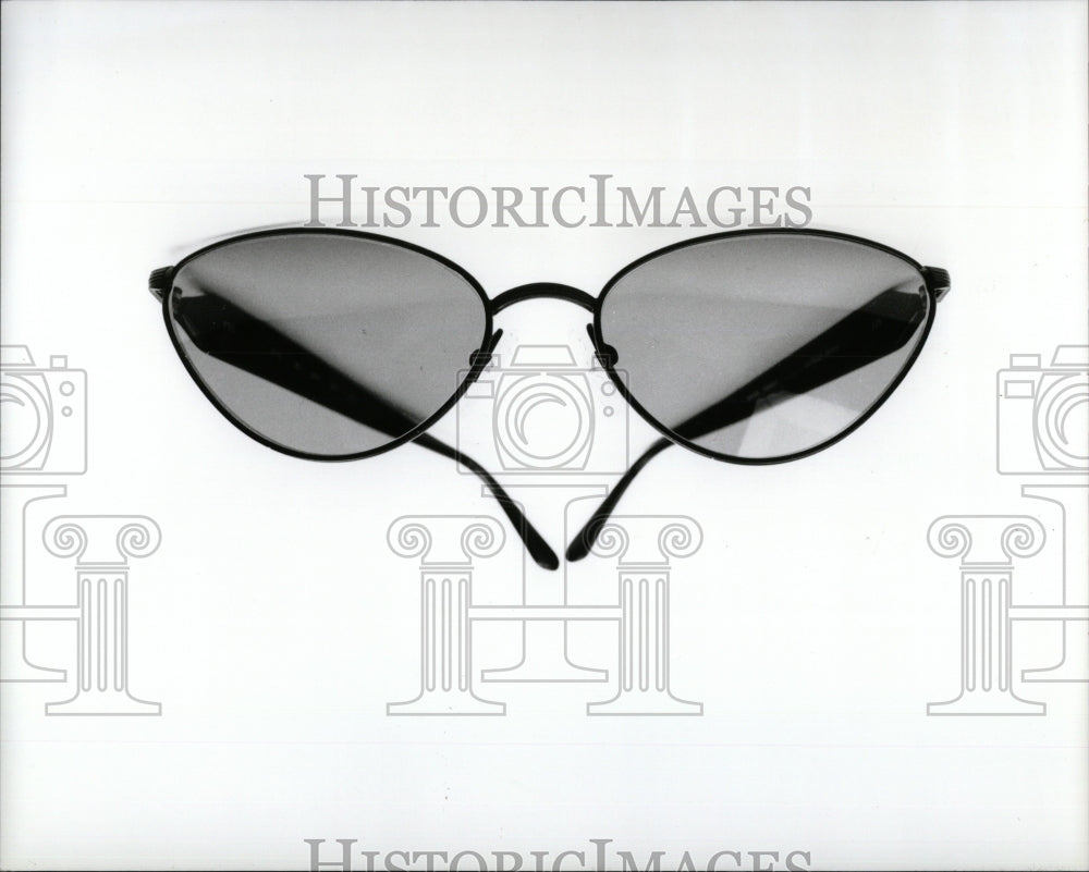 1993 Press Photo Sunglasses - RRW57339 - Historic Images