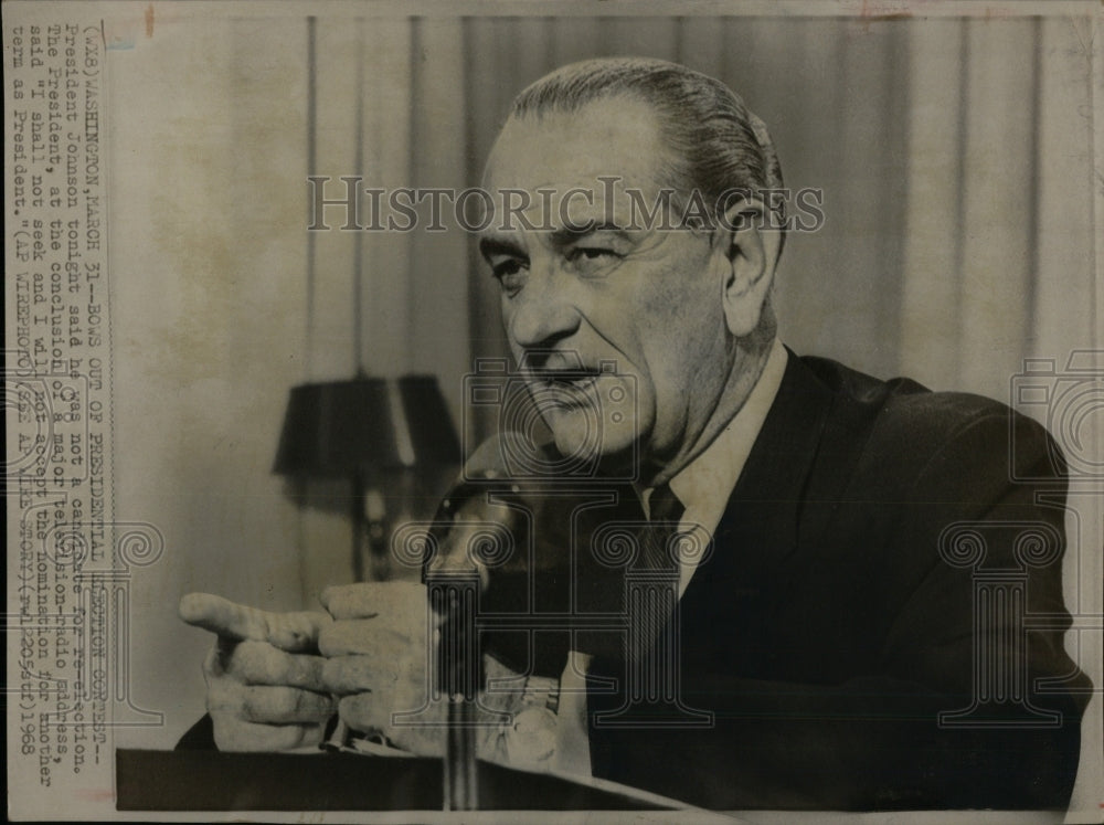 1968 Press Photo President Johnson television radio - RRW57545 - Historic Images