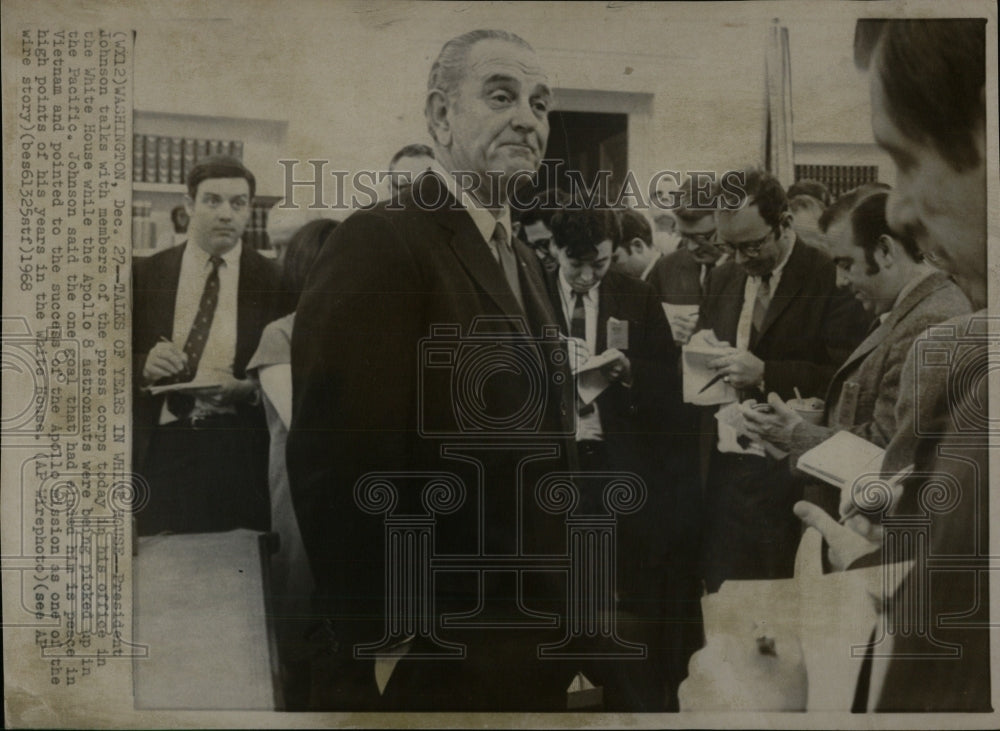1968 Press Photo President Johnson Peace Prize Elusiv - RRW57559 - Historic Images