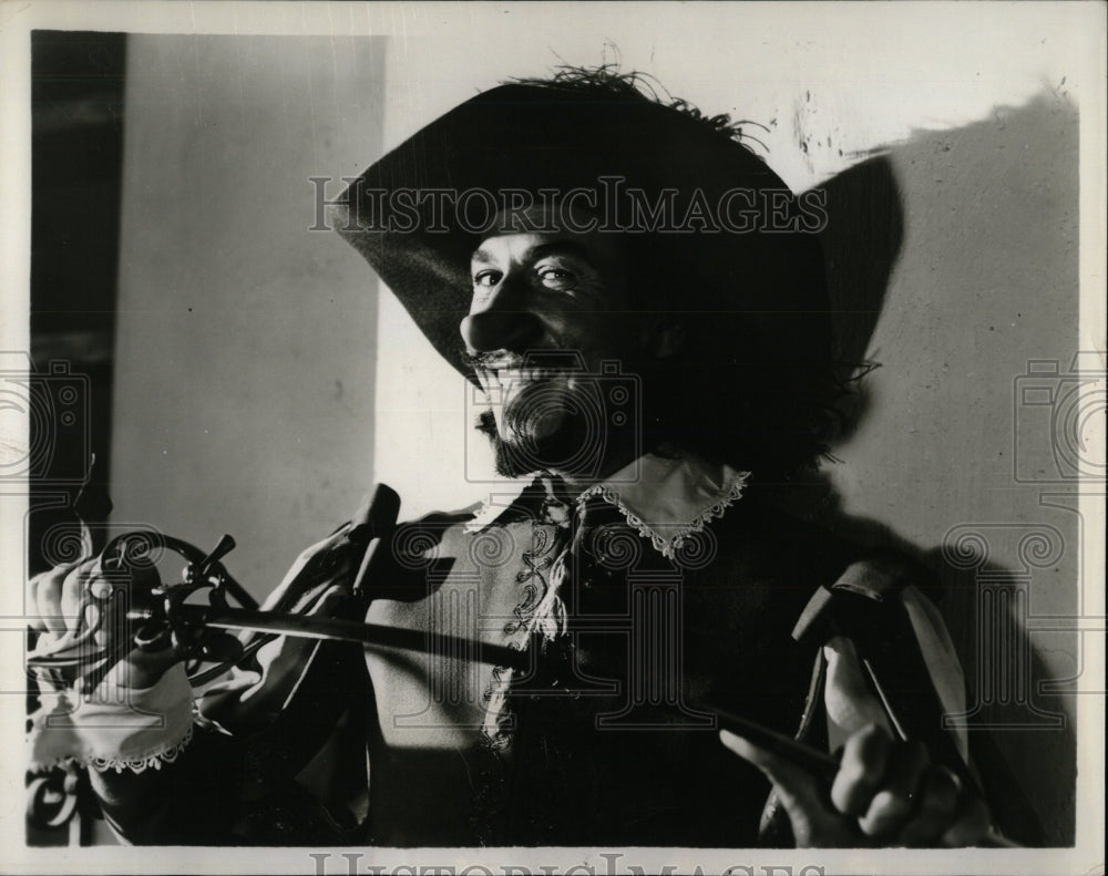 1955 Press Photo Jose Ferrer Cyrano de Bergerac Famous - RRW57633 - Historic Images