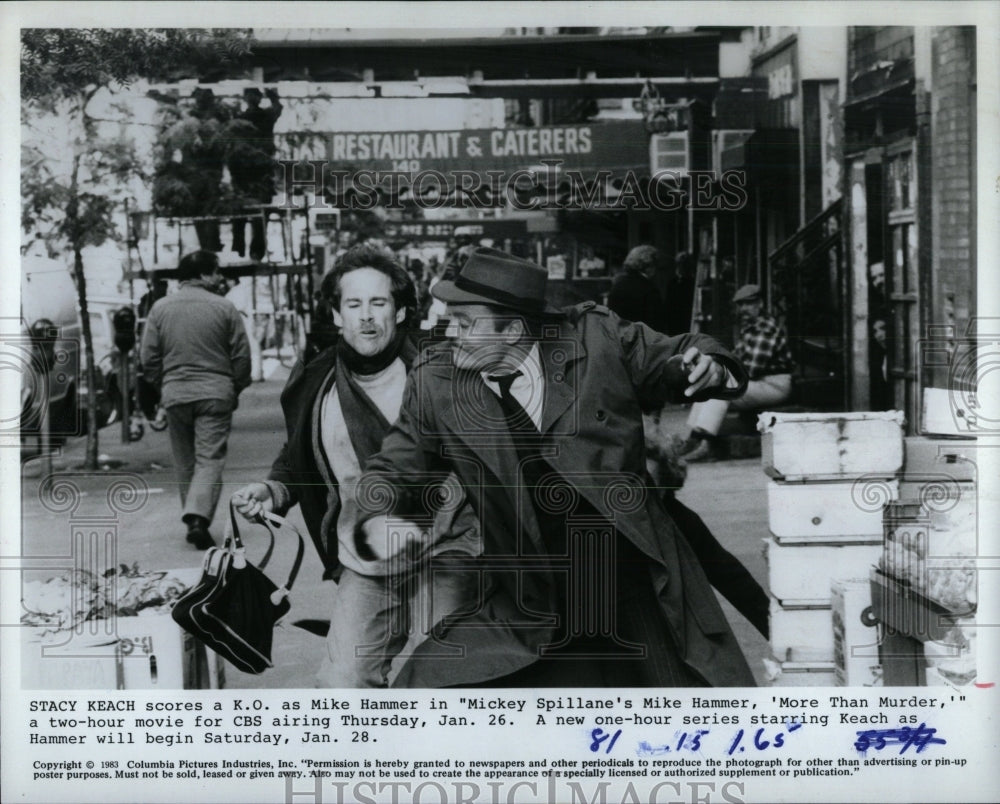 1984 Press Photo Stacy Keach Mike Hammer Murder Mickey - RRW57643 - Historic Images