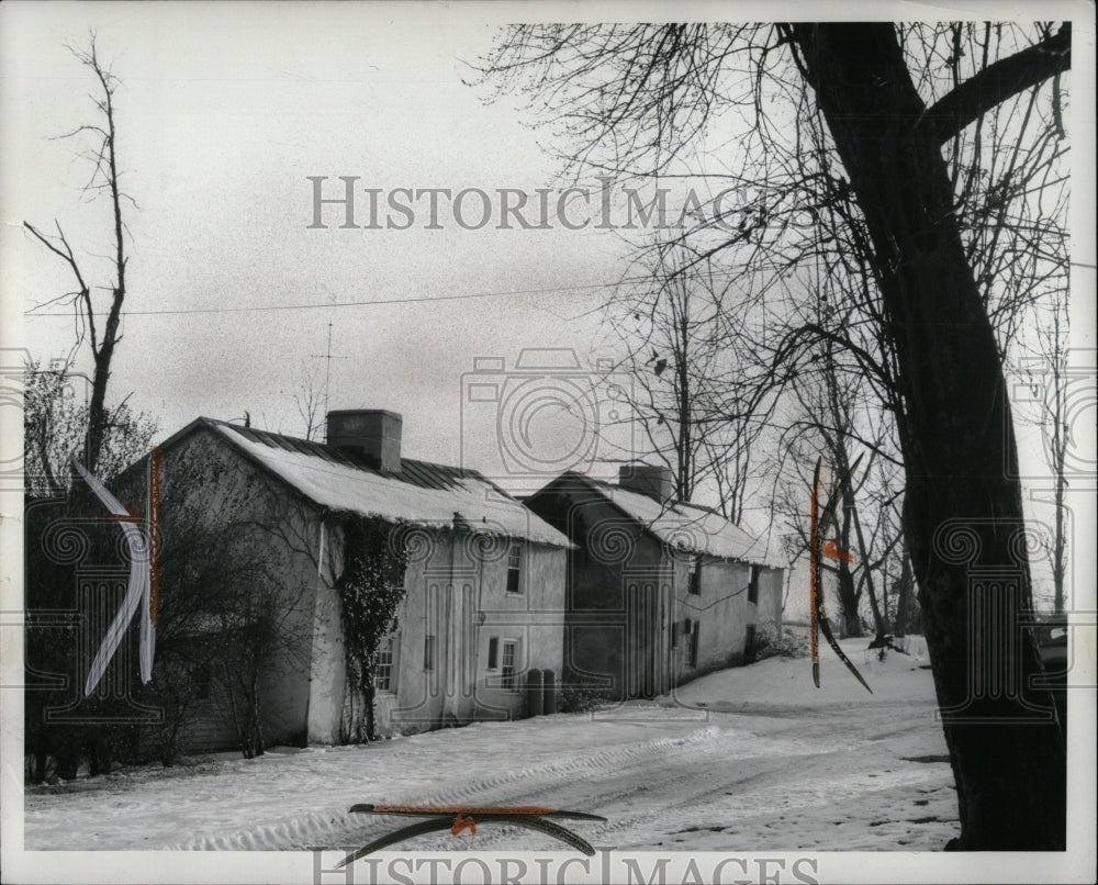 1961 Press Photo Pres Kennedy House Outbuildings - RRW57903 - Historic Images