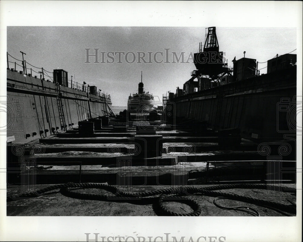 1980 Press Photo Dry dock Boat Tug Steamer Crapo Water - RRW57989 - Historic Images