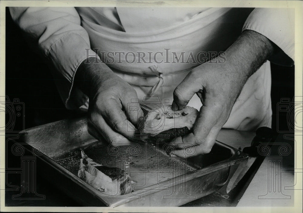 1982 Press Photo Lamb Dish Columbus Hospital Valentines - RRW58247 - Historic Images