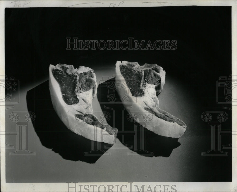 1958 Press Photo Loin Lamb Chops - RRW58273 - Historic Images