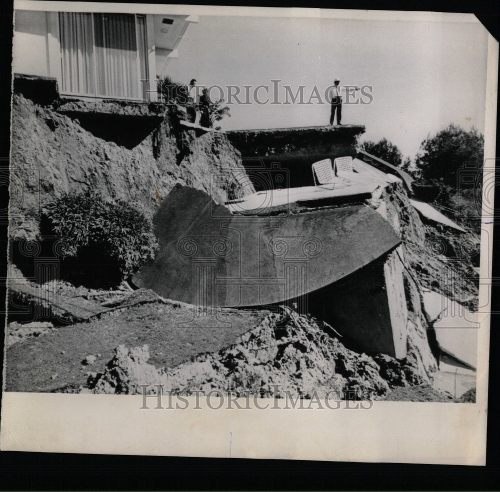 1966 Press Photo Bel Air Los Angeles Area Landslides - RRW58389 - Historic Images