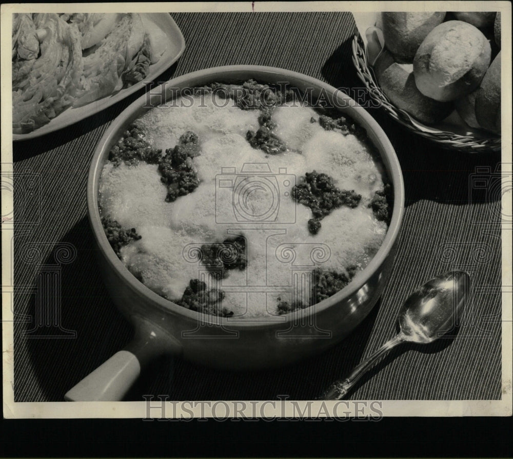 1955 Press Photo Lasagne Green Salad Hard Rolls Taste - RRW58527 - Historic Images