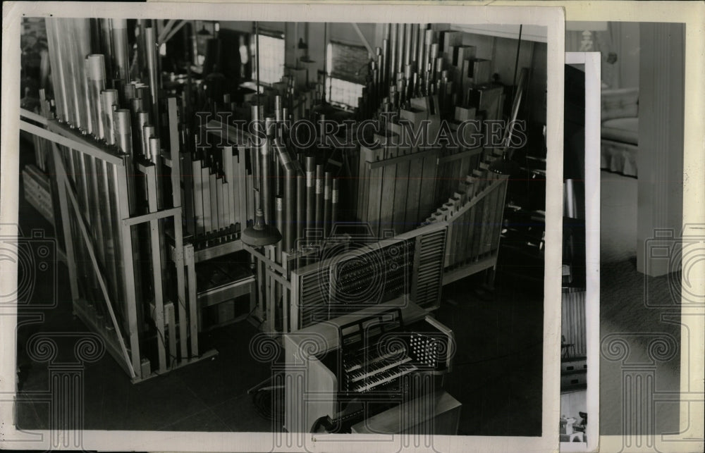 1963 Press Photo An All-Transistor Organ By Wurlitzer - RRW58739 - Historic Images