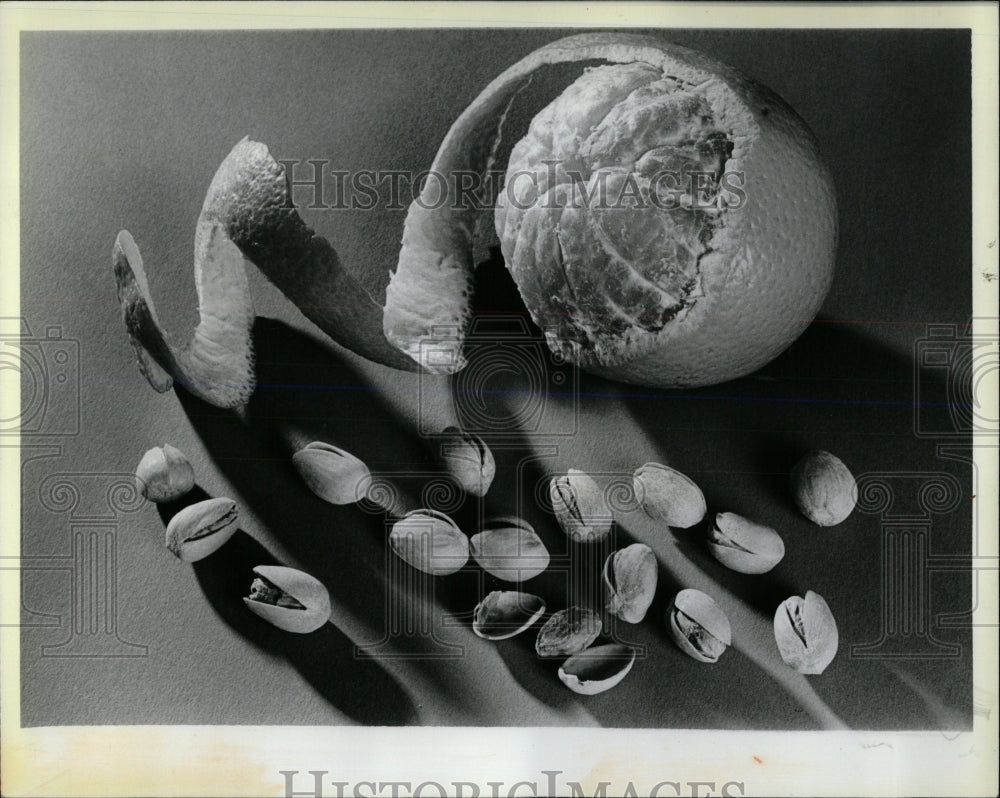1987 Press Photo Crunchy buttery pistachio Orange Juice - RRW59125 - Historic Images