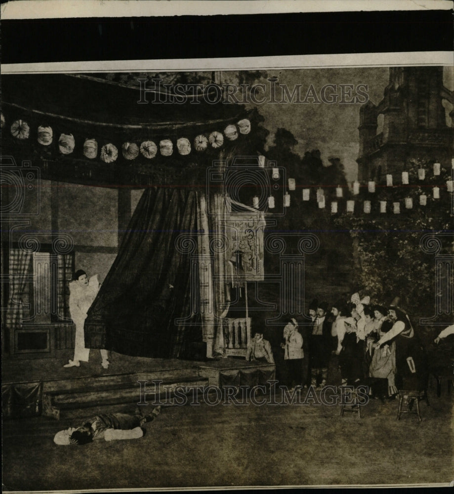 Press Photo &quot;Pagliacci&quot; At The Chicago Civic Opera - RRW59177 - Historic Images