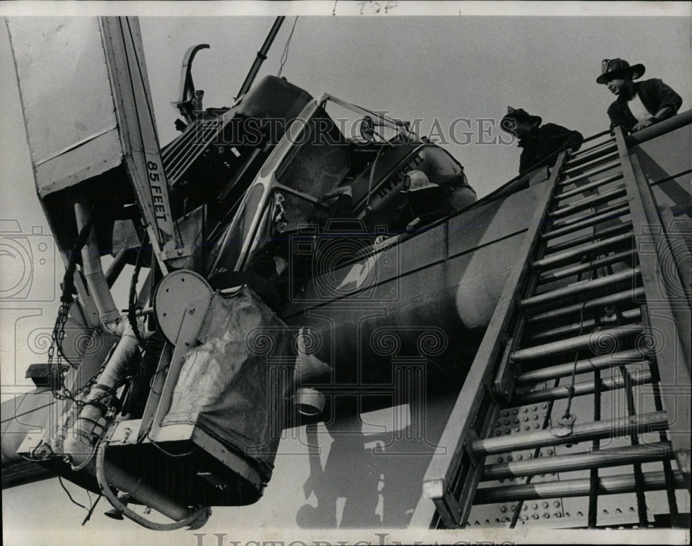 1969 Press Photo Henry Smith mail truck drive accident - RRW59481 - Historic Images