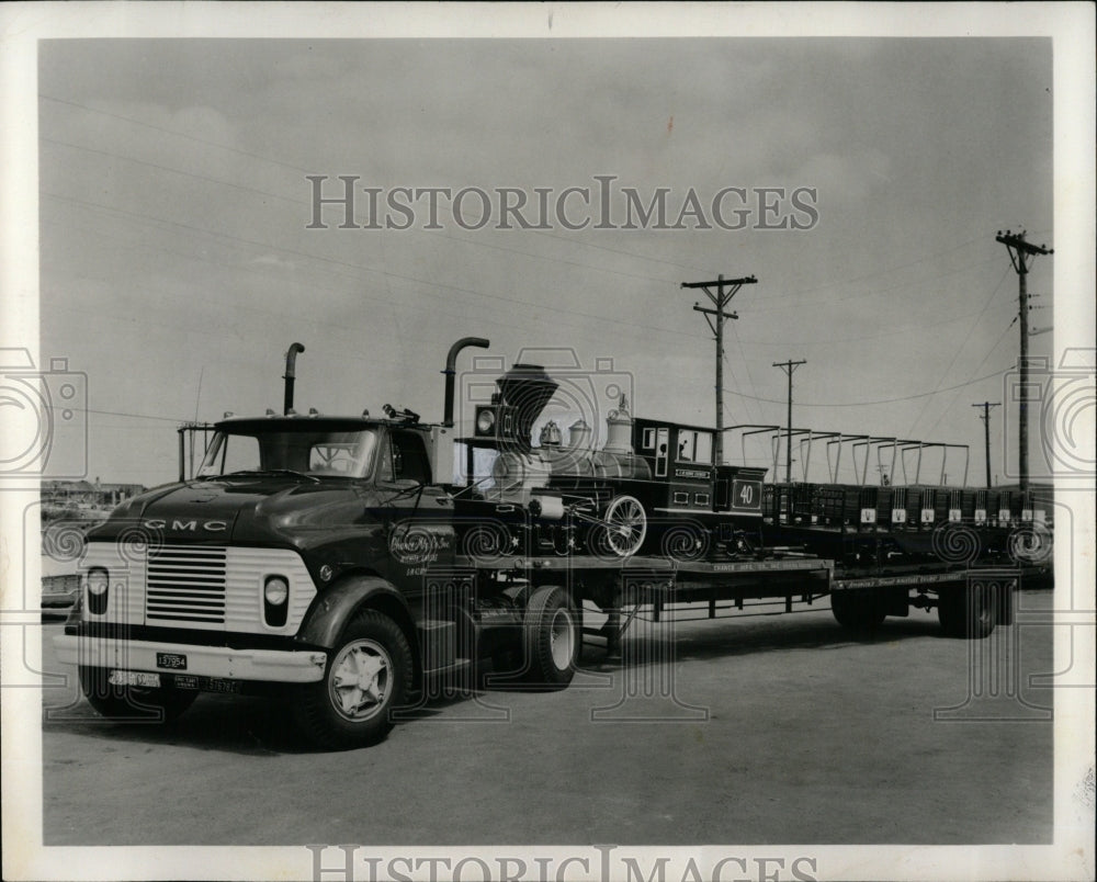 1965 Press Photo General Motors Toro-Flow Diesel Truck - RRW59843 - Historic Images