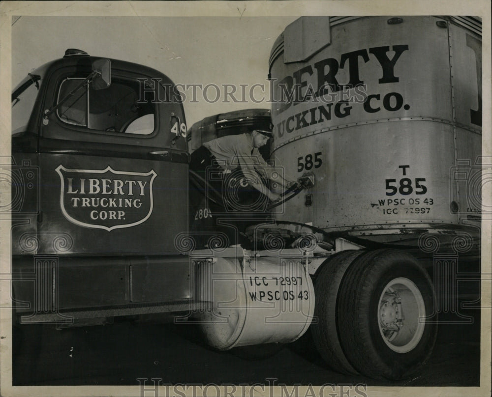 1951 Press Photo Brake Hose Semi-Trailer Truck Perkins - RRW59949 - Historic Images