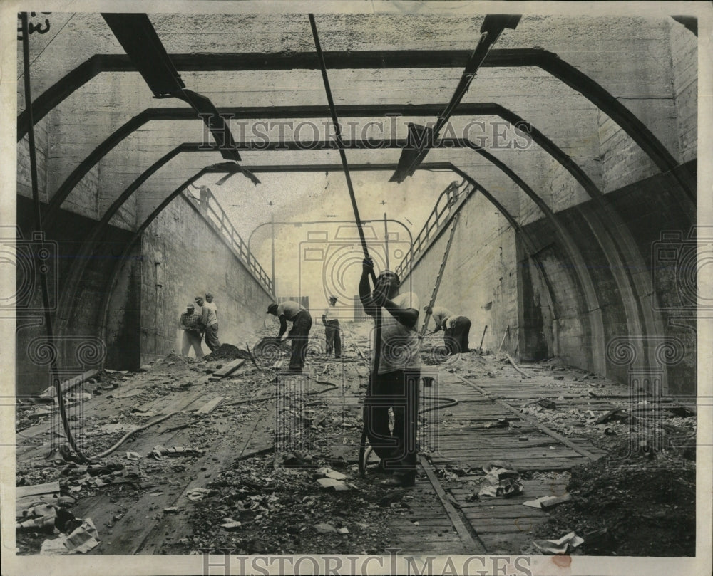 1954 Press Photo Tunnel at LaSalle and Hubbard, Closed - RRW60003 - Historic Images