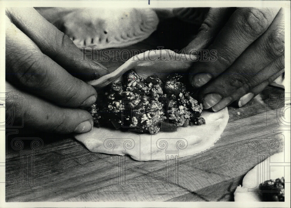 1979 Press Photo Filled Dough Folded Turnovers - RRW60081 - Historic Images