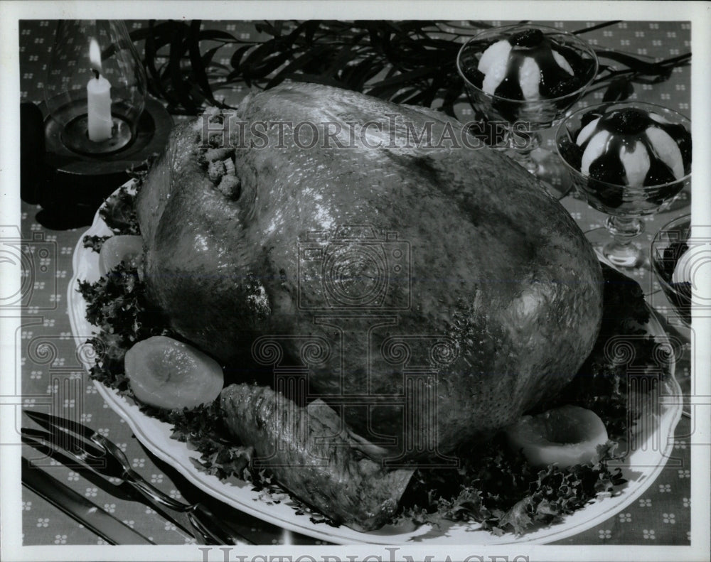 1982 Press Photo Turkey Dishes - RRW60165 - Historic Images