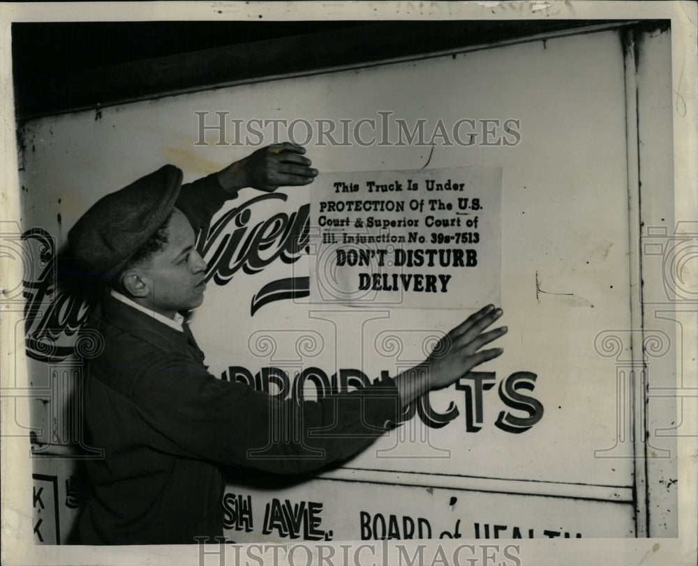 1940 Press Photo Lakeview Dairy Do Not Disturb - RRW60279 - Historic Images