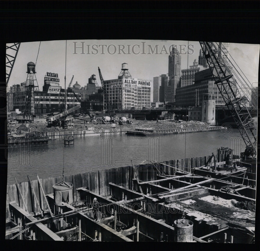 1961 Press Photo Dearborn Street Bridge Construction - RRW60447 - Historic Images