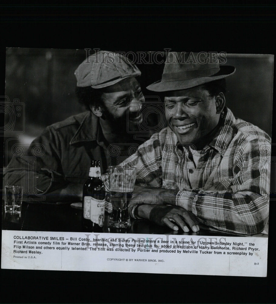 1974 Press Photo Chicago Sidney Poitier Bill Cosby Beer - RRW60663 - Historic Images