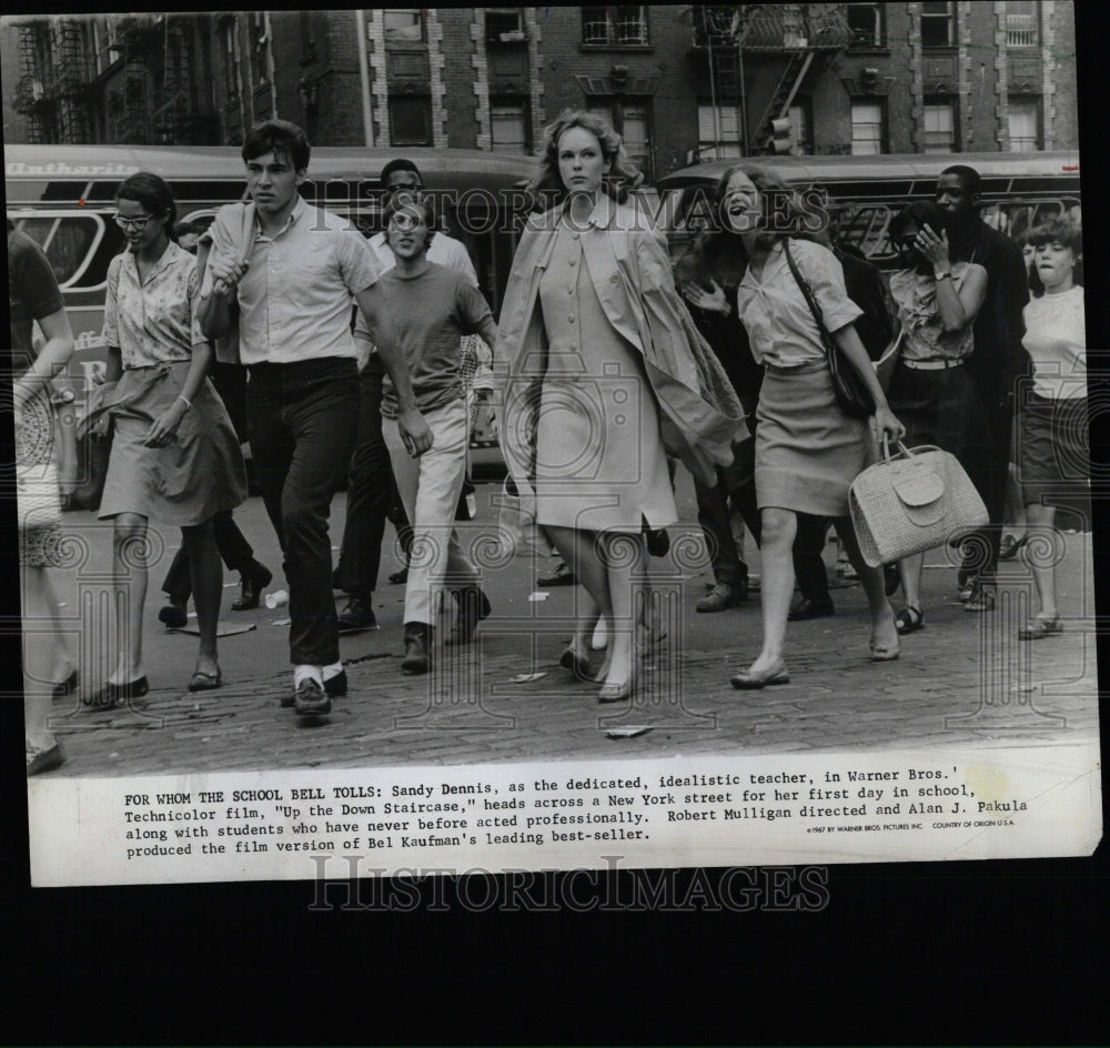 1967 Press Photo Sandy Dennis Staircase School Bell - RRW60807 - Historic Images