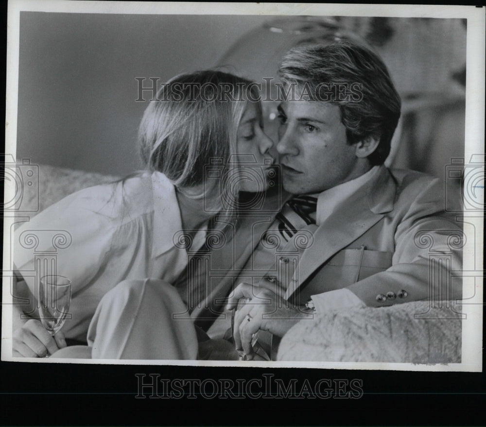 1977 Press Photo Geraldine Chaplin Lauren Hutton Krith - RRW60843 - Historic Images