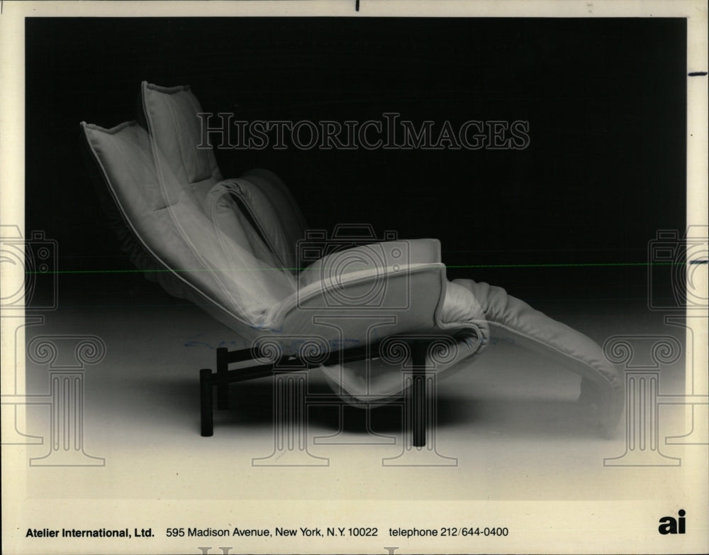 1985 Press Photo Vico Magistretti Veranda Chair Chicago - RRW61019 - Historic Images