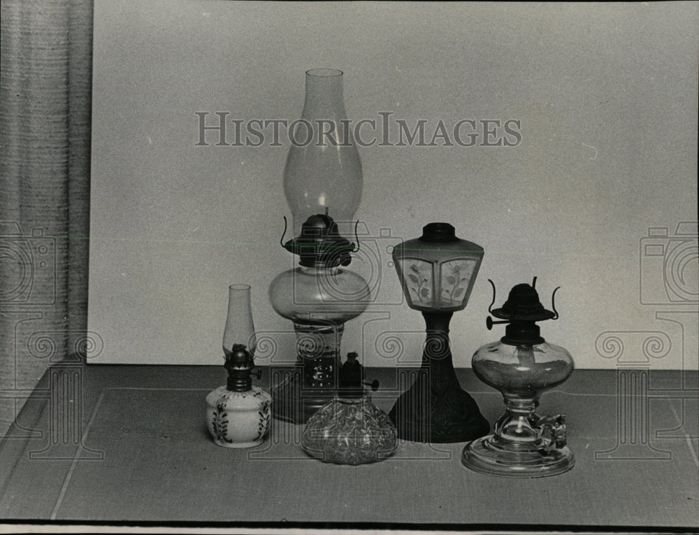 1973 Press Photo Charming Old Kerosene Oil Lamps - RRW61041 - Historic Images