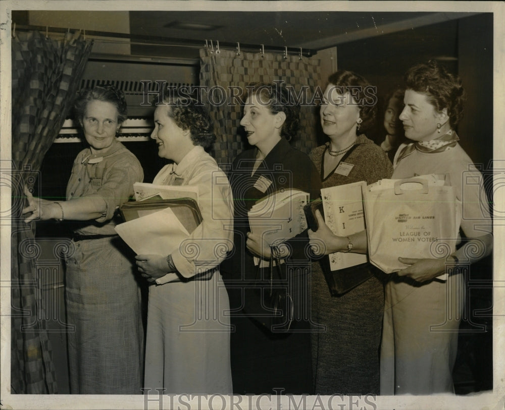 1956 Press Photo Election Women Voters league Sherman - RRW61077 - Historic Images