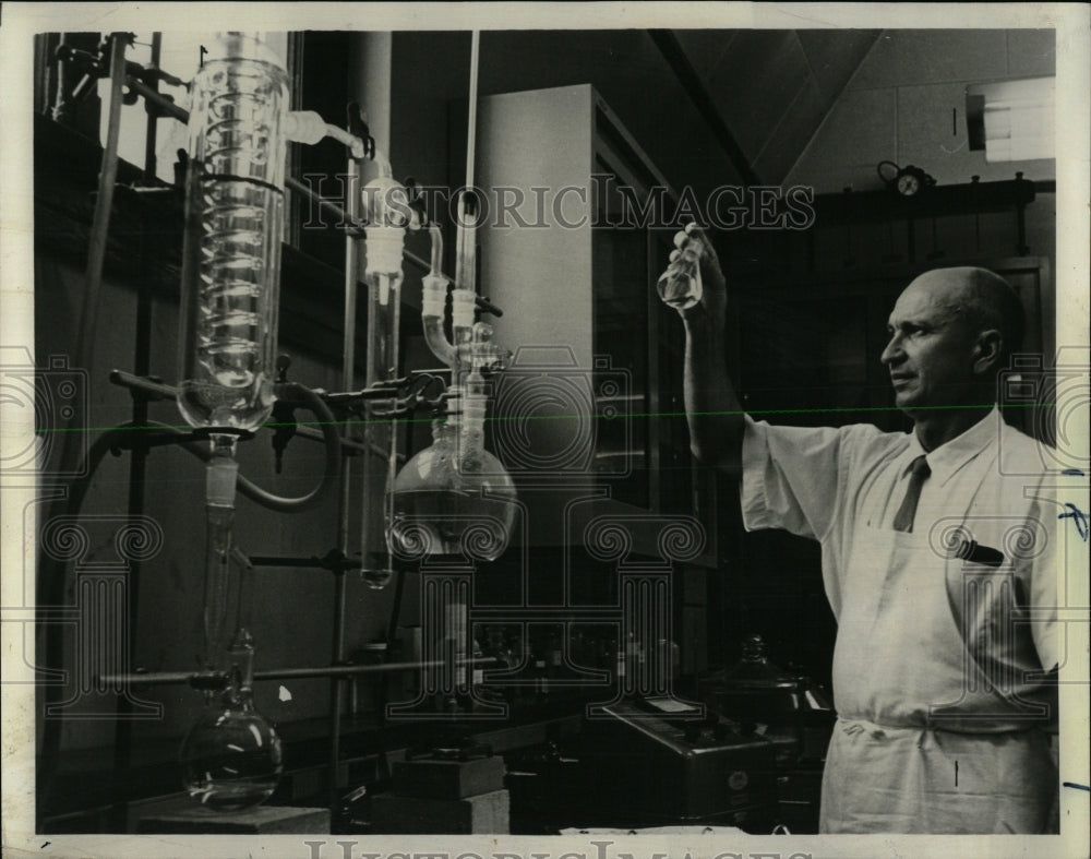 1968 Press Photo Pollution Research in Illinois - RRW61309 - Historic Images