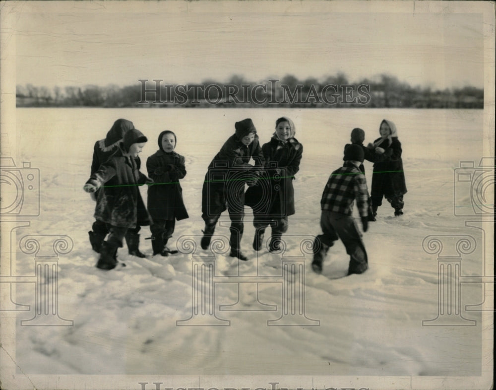 1951 Press Photo Central Baptist Childrens Home Lake - RRW61343 - Historic Images