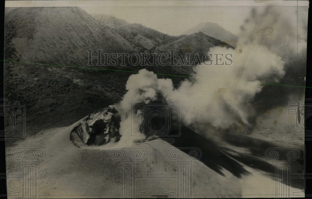 1947 Press Photo Cerro Negro Black Hill Managua Volcano - RRW61391 - Historic Images