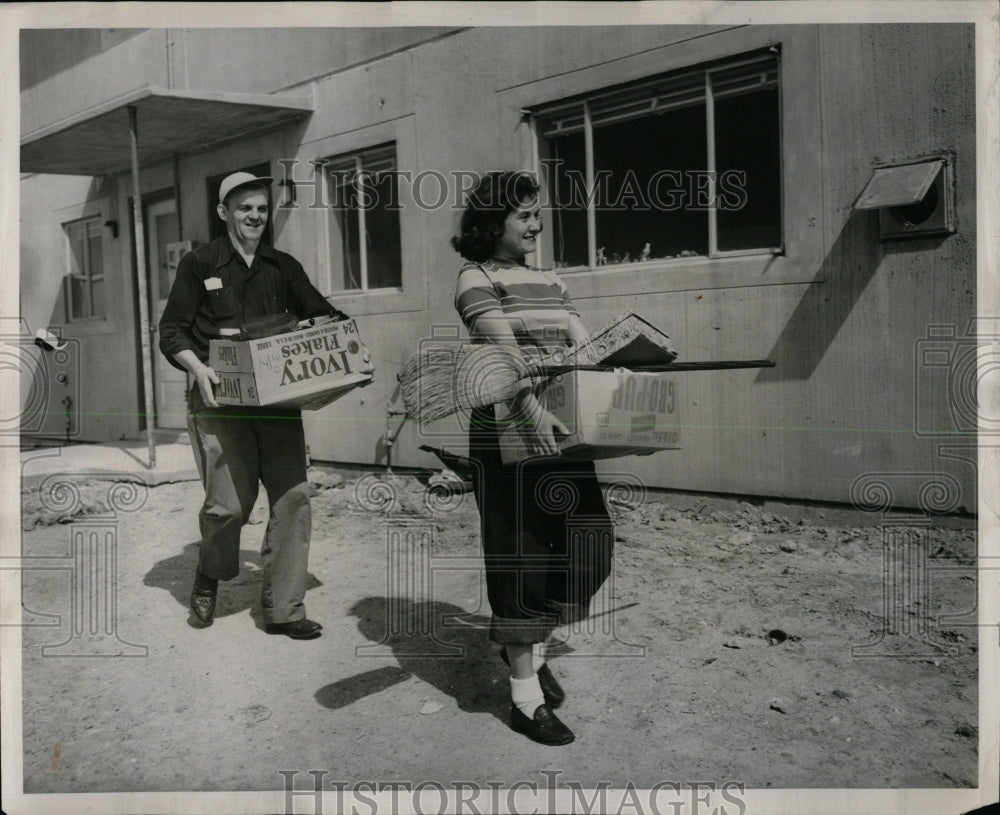 1951 Press Photo Forrestal Village Newly Married Couple - RRW61421 - Historic Images