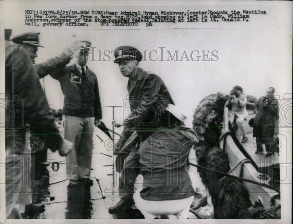 1958 Press Photo Harbor New York Admiral Hyman Board - RRW61447 - Historic Images