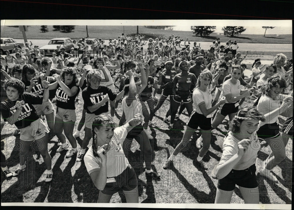 1982 Press Photo Cheerleader Dance Music Girl Camp - RRW61527 - Historic Images