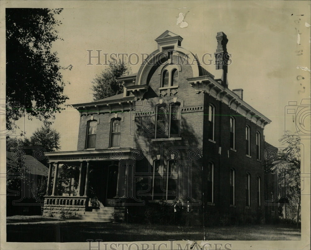 1937 Press Photo Exterior View Baptist Home Illinois - RRW61603 - Historic Images