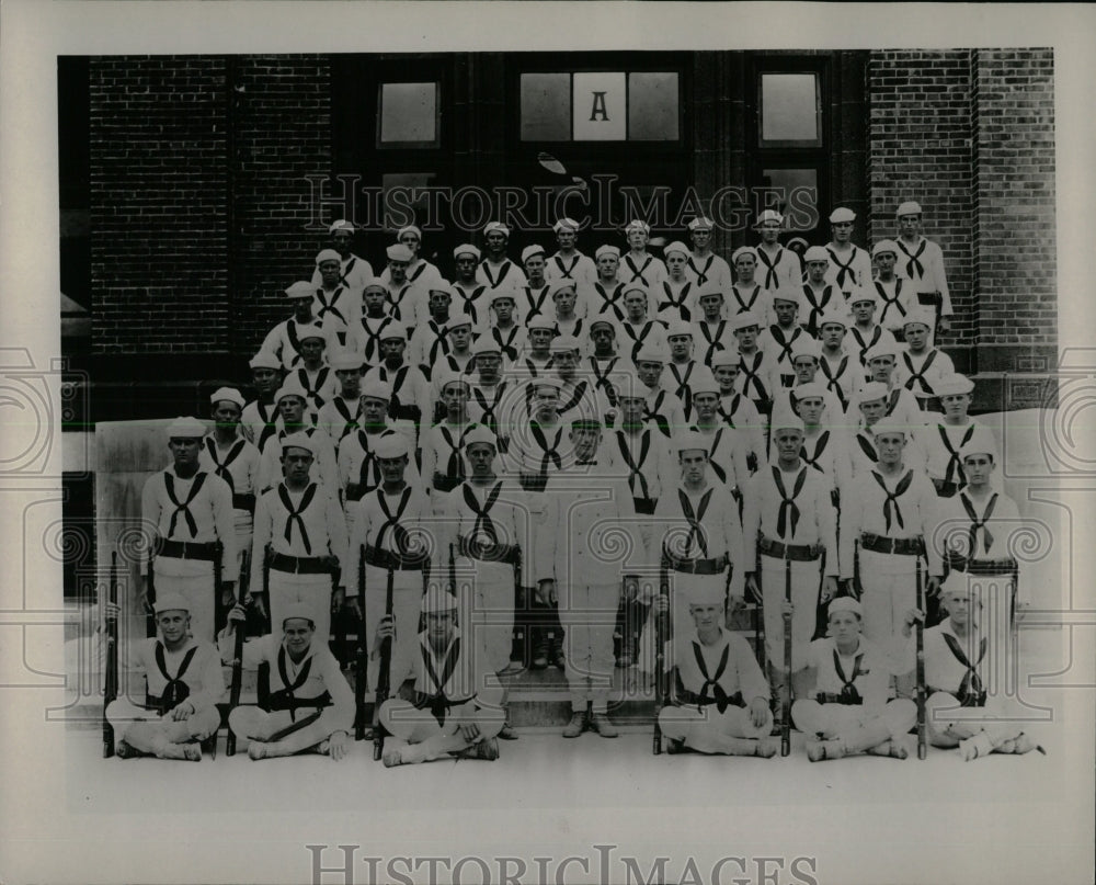 1961 Press Photo Illinois Naval Training Center Cadets - RRW61881 - Historic Images