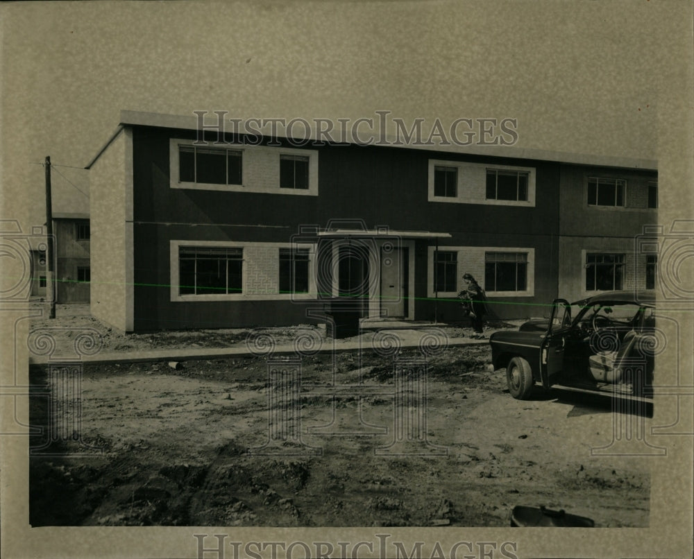 1951 Press Photo Great Lakes Naval Forrestal Village - RRW61901 - Historic Images