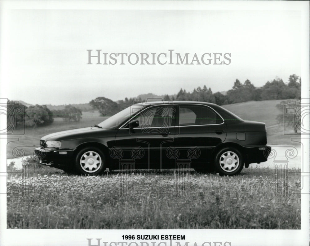 1996 Press Photo Suzuki Esteem - RRW62309 - Historic Images